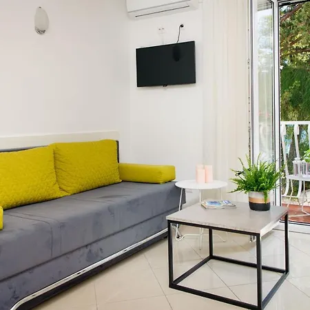 Lavica Seaside Apartments, Podstrana Exterior photo