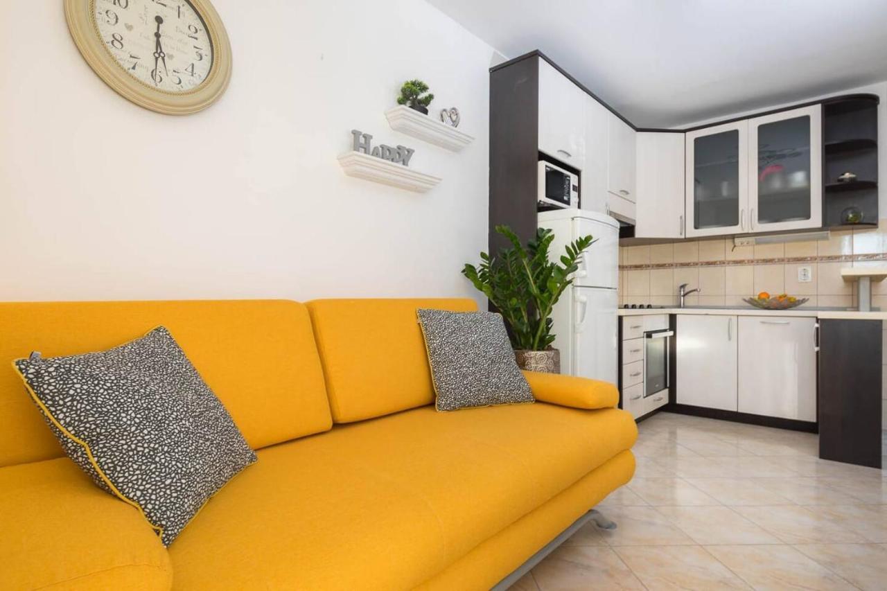 Lavica Seaside Apartments,